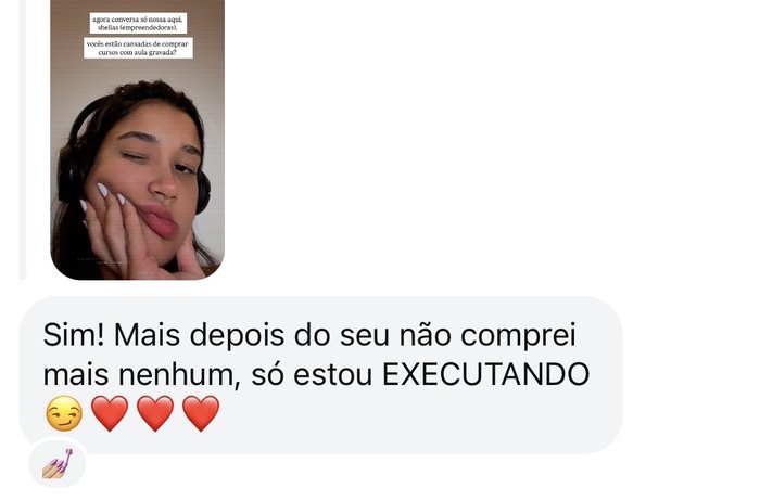 Mensagem de aluna respondendo a um story